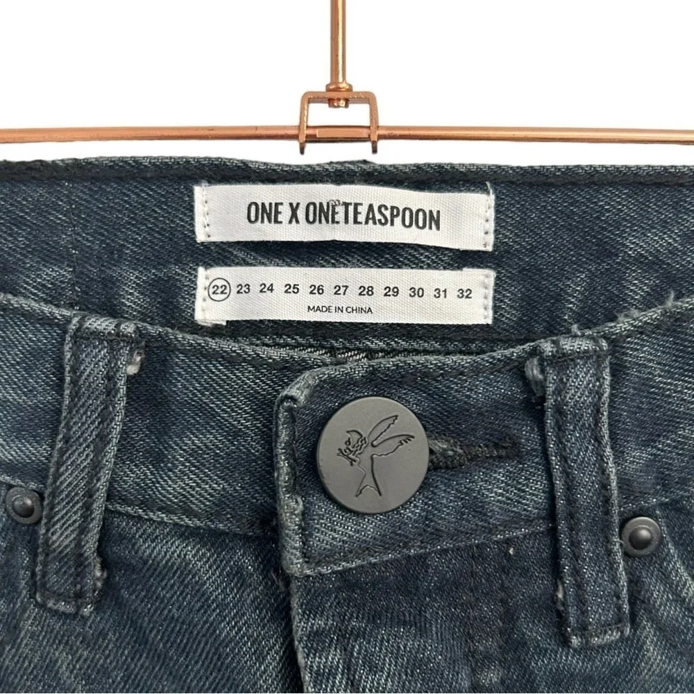 ONE Teaspoon Fox Black High Waist Bonita Distressed Denim Shorts Size 22 New - Picture 6 of 11
